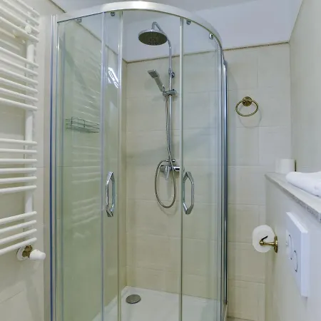 Na Zlotym Widoku Gasthuis Piechowice (Karkonosze)