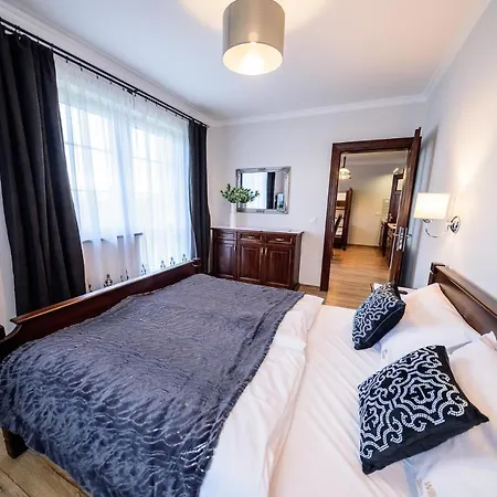 Gasthuis Na Zlotym Widoku 3*