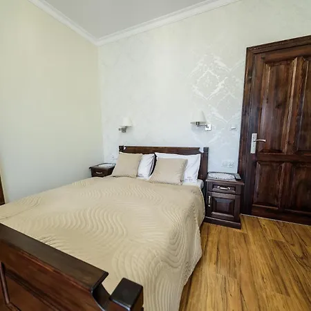 Gasthuis Na Zlotym Widoku 3*